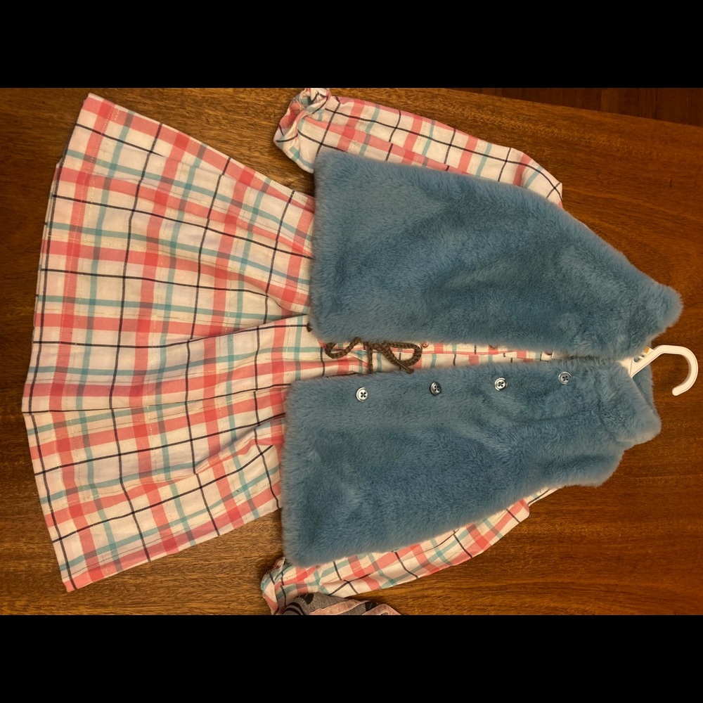 Two pieces - Picture 2 of 5